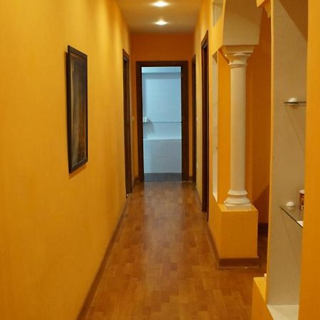 Piso En El Tardon Apartment Sevilla Bagian luar foto